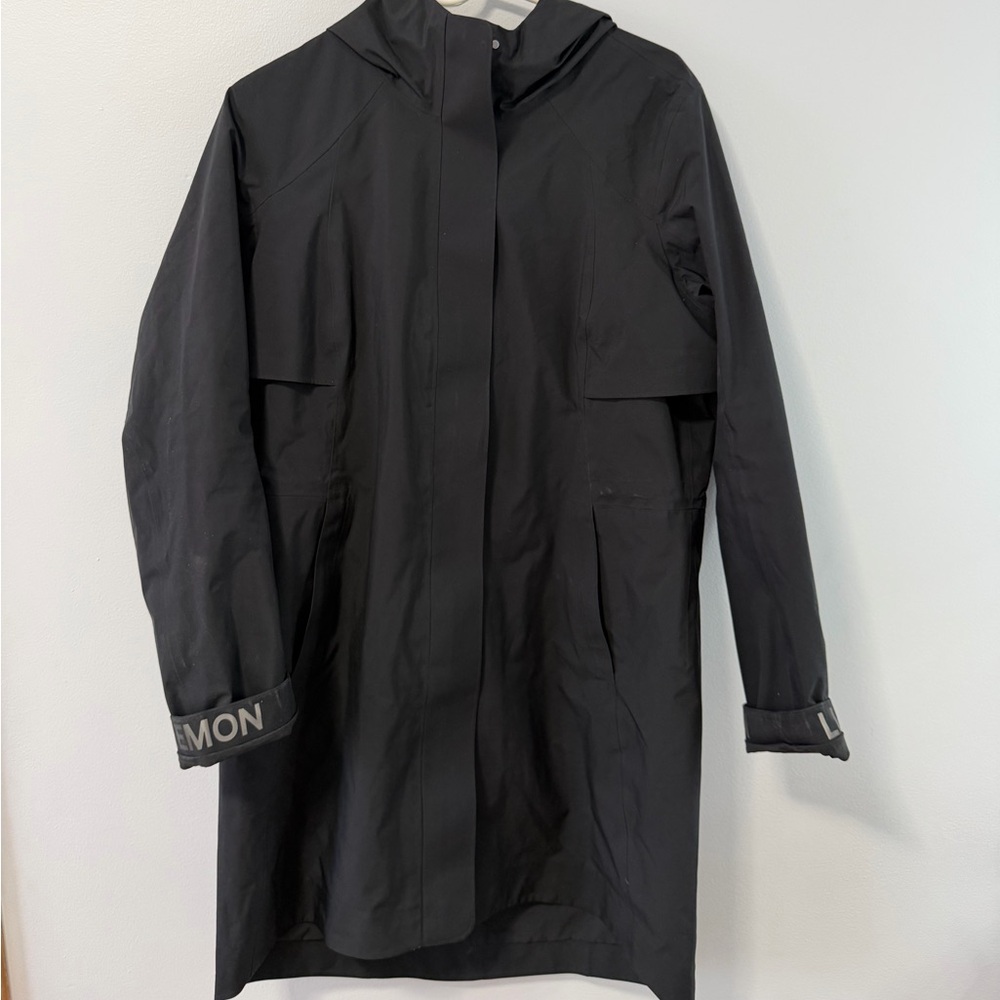 Lululemon Women's Rain Rebel Jacket